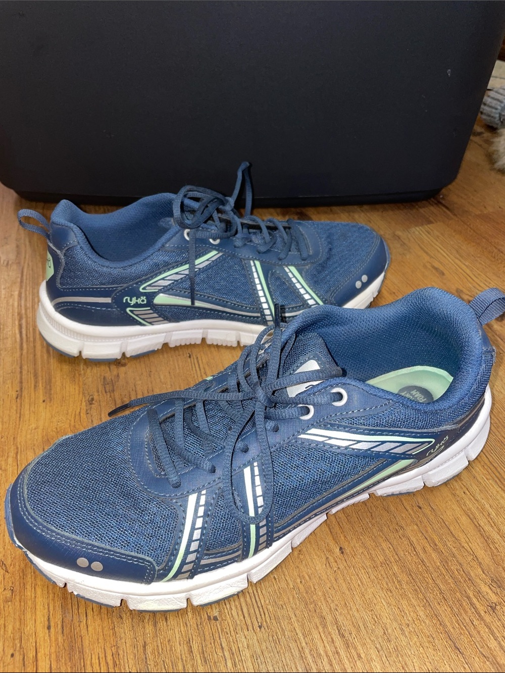 Ryka Women’s Hailee Memory Foam Walking Shoes Navy with Mint Green Accent
